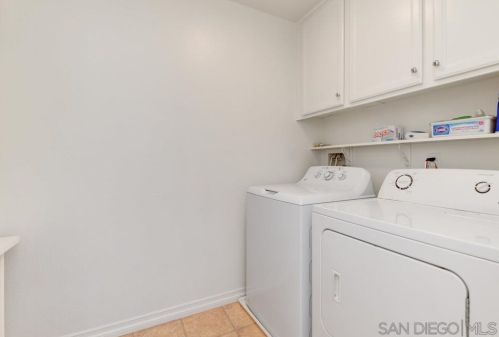 4307 Meadow Spring Way, Oceanside CA  92057-6536 exterior