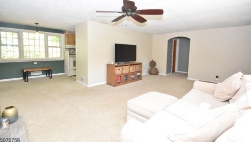 85 Shawnee Trl, Wharton, NJ 07885-2924