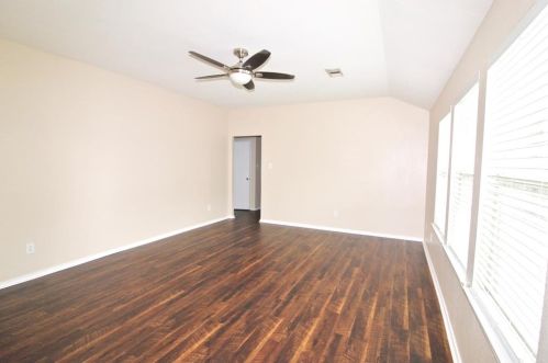 5727 Rose Rock Canyon Dr, Richmond TX  77469-6195 exterior