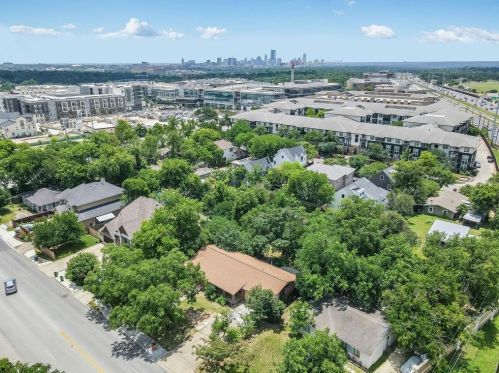 2901 45 St, Austin TX  78751-4100 exterior