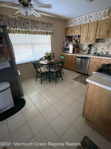 403 Buckingham Cir, Middletown, NJ 07748-3464