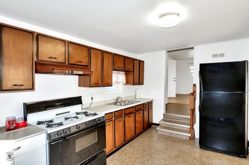 1110 County Line Rd, Lorenzo IL  60481 exterior