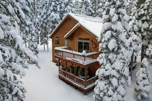 14175 Pathway Ave, Truckee CA  96161-6228 exterior