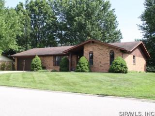 29 Sandwedge Dr, Belleville, IL 62220-3209