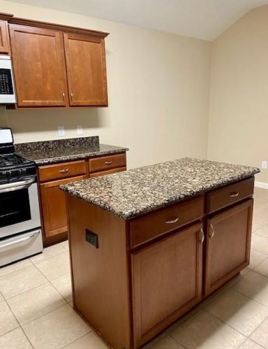 10233 Jewel Ct, Conroe TX  77385-3790 exterior