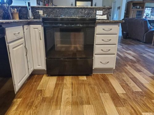 16743 Stallion Pl, Riverside CA  92504-5843 exterior