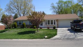 450 Clareridge Ln, Dayton, OH 45458-2555