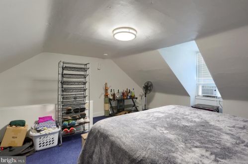 543 Strawberry St, Lancaster PA  17602-4466 exterior