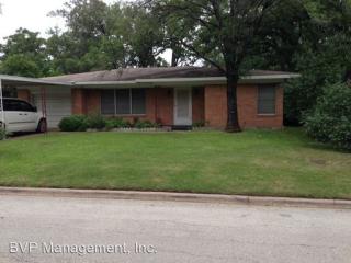 4303 Oaklawn St, Bryan TX  77801-4740 exterior