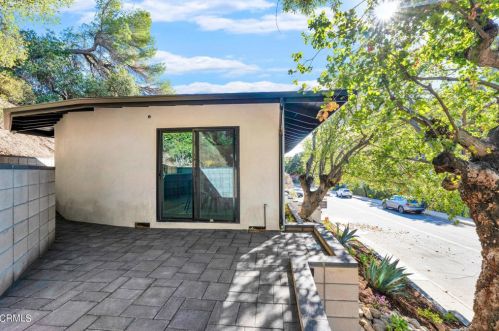 3132 Sparr Blvd, Glendale CA  91208-1663 exterior