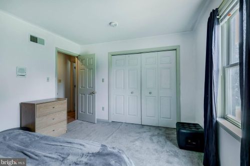 2616 Standardbred Dr, Lancaster PA  17603-4161 exterior