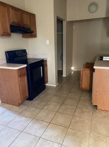 618 Blueberry Hill Ln, Midlothian TX  76063-3635 exterior