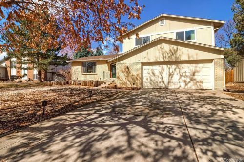 3165 Fraser St, Denver, CO 80014-3828