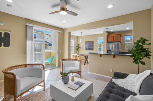 1199 Elfin Forest Rd, San Marcos CA  92078-1077 exterior