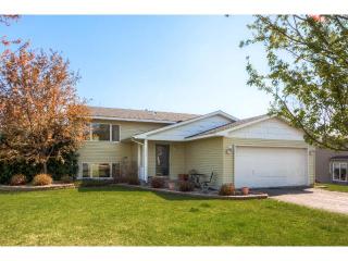 220 Meadow Dr, Loretto, MN 55357-9529
