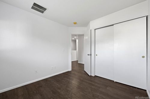 7819 Kittredge Cir, Englewood CO 80112-4643 exterior