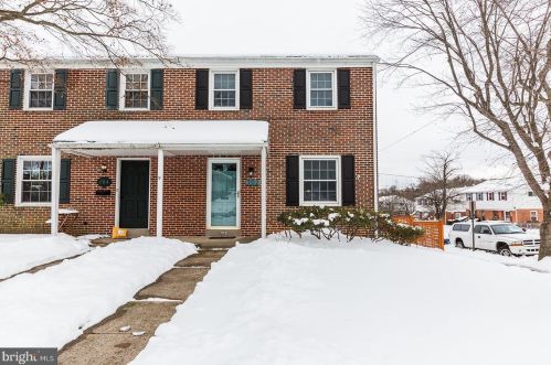 702 Hershey Ave, Lancaster, PA 17603-5832