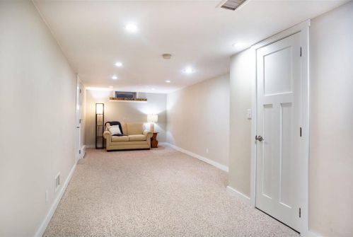 1616 Demont Ave, Saint Paul MN  55109-2112 exterior