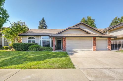 8853 Freemark Way, Elk Grove, CA 95624-3003