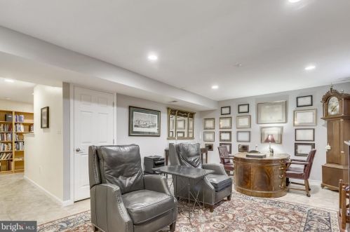 10783 Kinloch Rd, Silver Spring MD 20903-1227 exterior