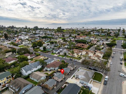 4822 8th St, Carpinteria, CA 93013-3566