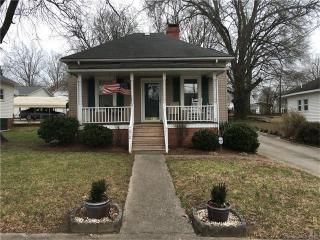 610 Church Ave, Kannapolis, NC 28081-2132