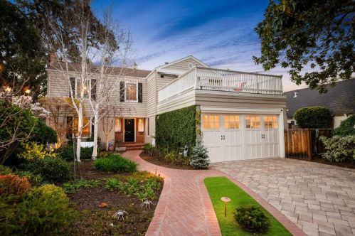 40 Kent Pl, Palo Alto, CA 94301-3038