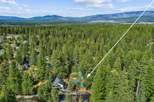10970 Palisades Dr, Truckee CA  96161-3188 exterior