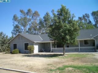 17233 Monreal Rd, Madera, CA 93636-8237