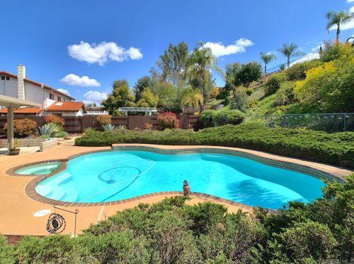2022 Estela Dr, El Cajon, CA 92020-1008