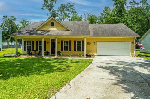 1953 Suzanne St, Johns Island, SC 29455-8141