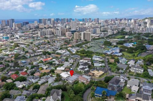 1849 Vancouver Pl, Honolulu HI  96822-2453 exterior
