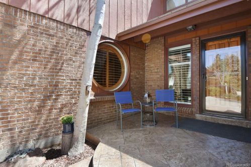 12686 57th Pl, Arvada, CO 80002-1304