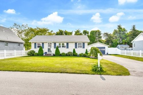 57 Salt Pond Way, Westerly, RI 02891-4434