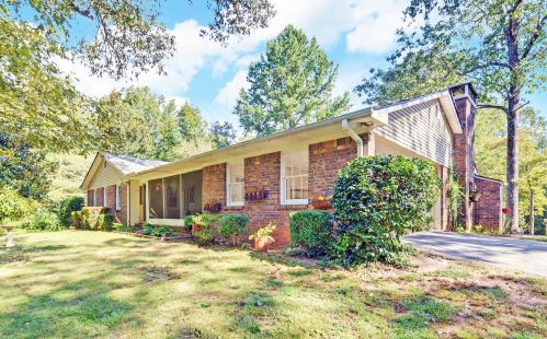3187 Talmadge Dr, Clarkesville, GA 30523-5309