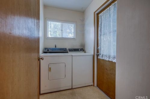 917 Ira Ct, Anaheim CA  92804-4007 exterior