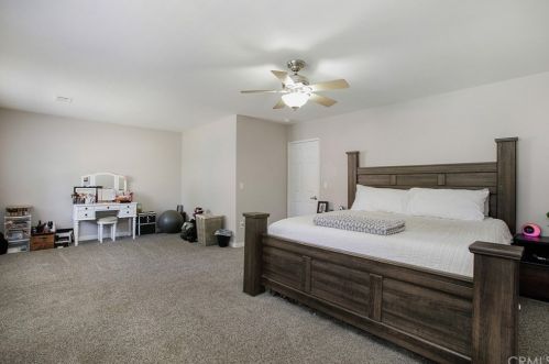 5543 Wentworth Dr, Riverside CA  92505-3151 exterior