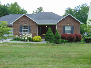 708 Timbercrest Dr, Clinton, TN 37716-2019