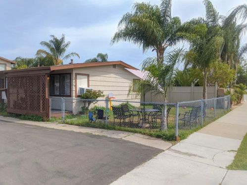 209 Millar Ave, El Cajon, CA 92020-4218