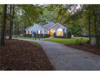 85 Jones Rd, Hampton, GA 30228-2838