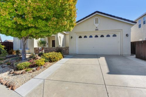 9835 Rombiolo Ct, Elk Grove, CA 95757-3044