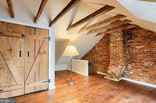 212 Howard Ave, Lancaster PA  17602-4208 exterior