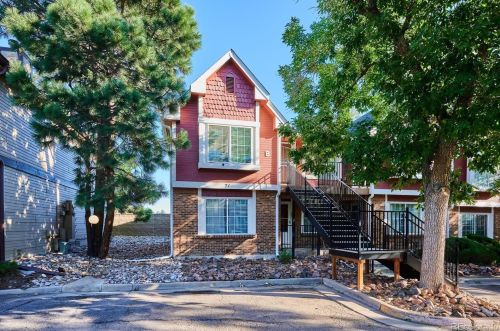 71 Sable Blvd, Denver, CO 80012-6244