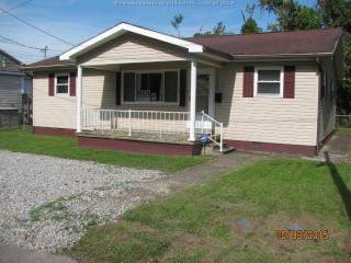 11727 Kanawha Ave, Charleston, WV 25315-1025