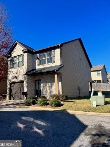 1605 Danube Ct, Atlanta, GA 30349-5442