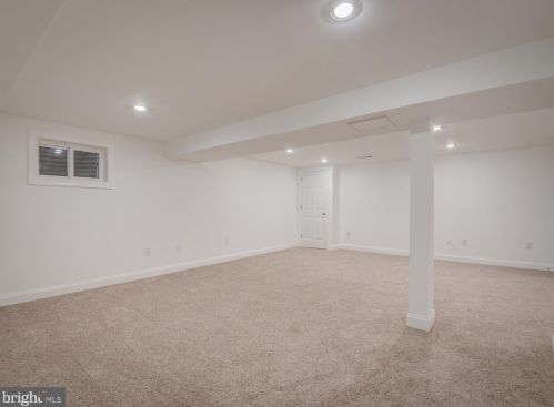 13309 Foxhall Dr, Silver Spring MD exterior