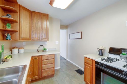 4610 Carter Ave, Cincinnati OH  45212-2506 exterior