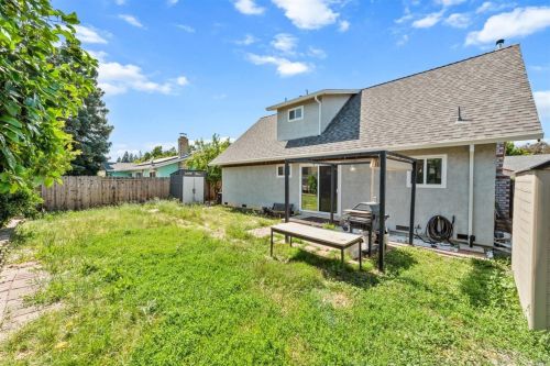 146 Fairview Dr, Vacaville CA  95687-6429 exterior