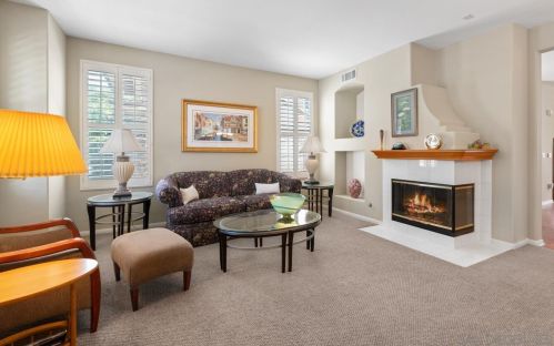 13586 Dogwood Way, San Diego, CA 92130-5646