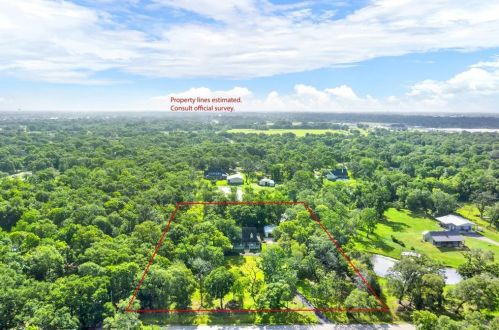 411 County Road 28, Angleton TX 77515-9420 exterior